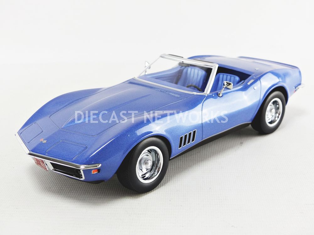 Chevrolet Corvette Convertible 1969 c3 Stingray Bleu Blue 1:18 Norev 189035 Chevrolet Corvette Convertible 1969 c3 Stingray Bleu Blue 1:18 Norev 189035